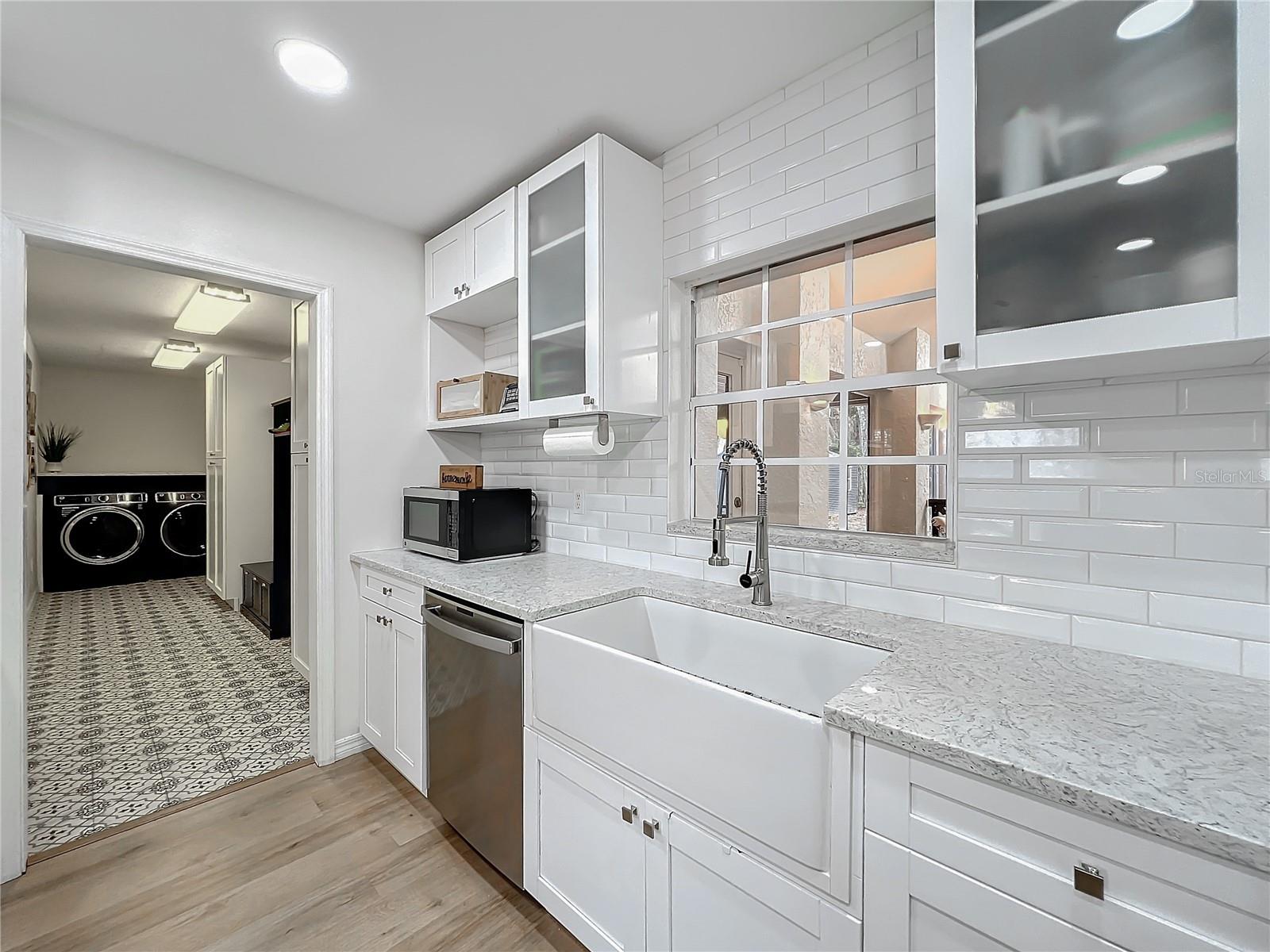 11335 MCMULLEN LOOP, RIVERVIEW, FL, 33569