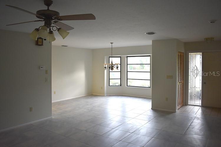 107 HOURGLASS DR, VENICE, FL, 34293