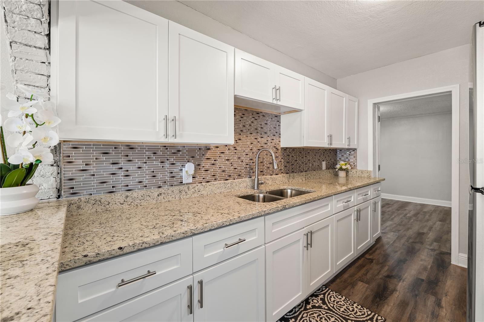 924 N CASTLE CT, TAMPA, FL, 33612