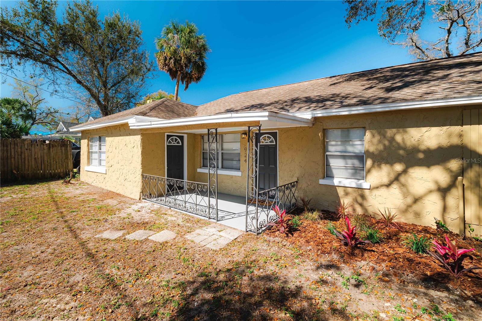 924 N CASTLE CT, TAMPA, FL, 33612