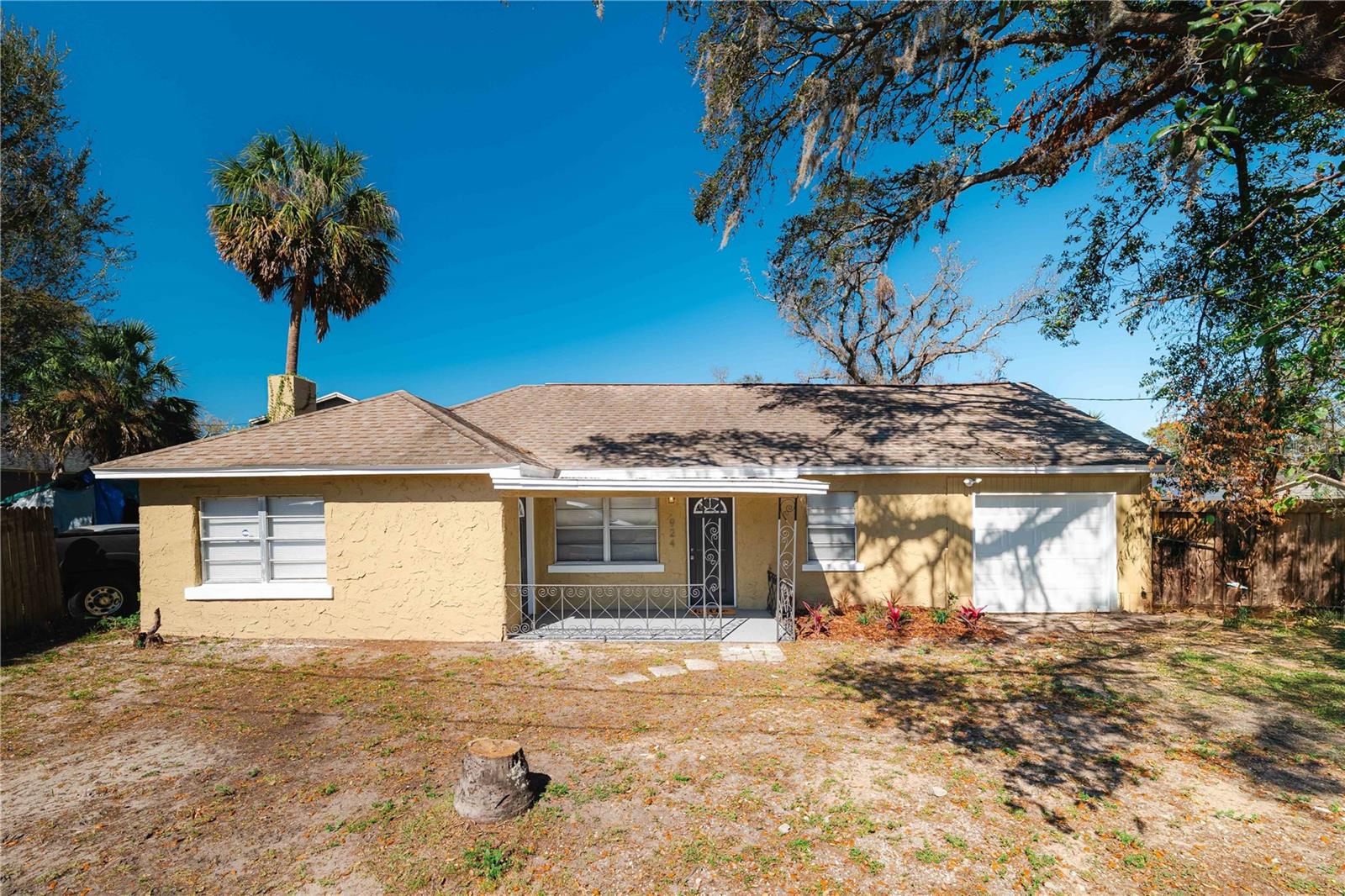 924 N CASTLE CT, TAMPA, FL, 33612