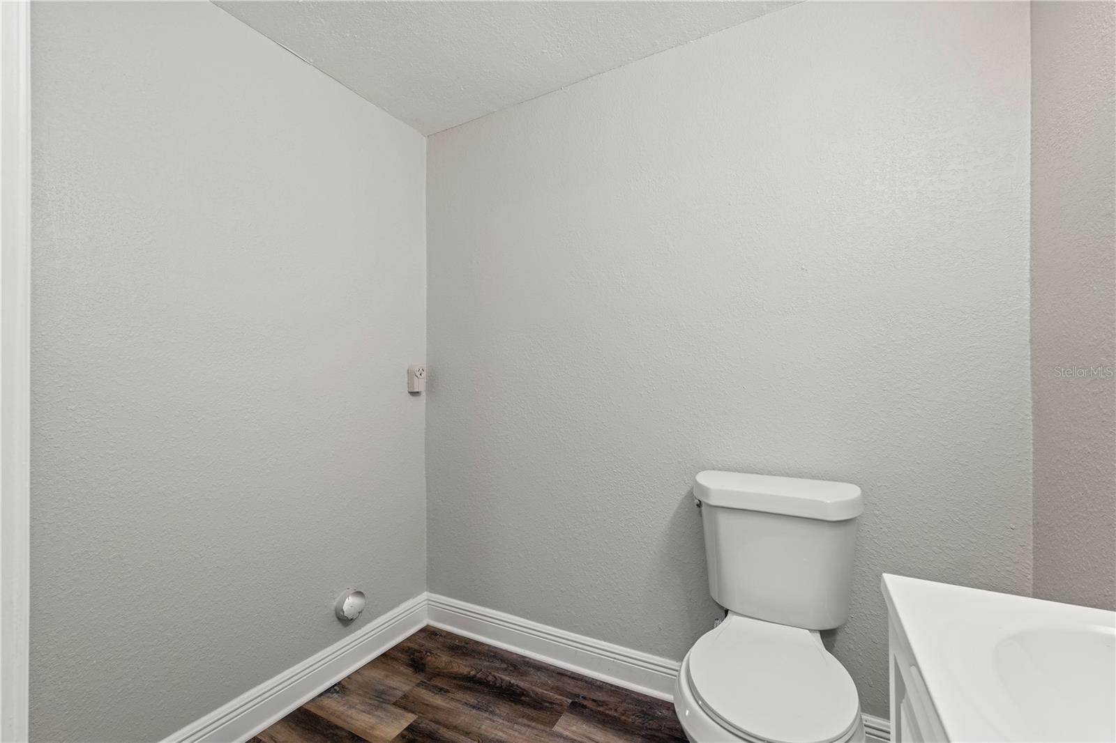 924 N CASTLE CT, TAMPA, FL, 33612