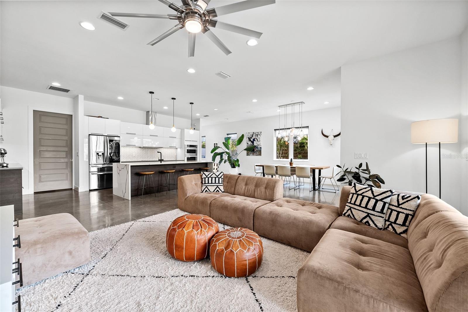 2305 PINE TER, SARASOTA, FL, 34231
