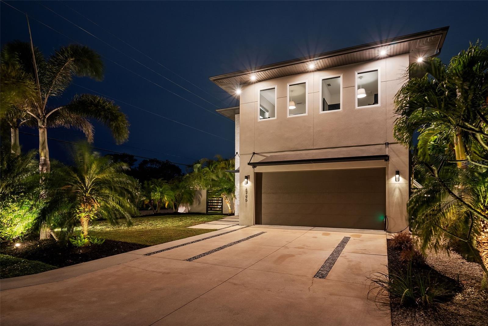 2305 PINE TER, SARASOTA, FL, 34231