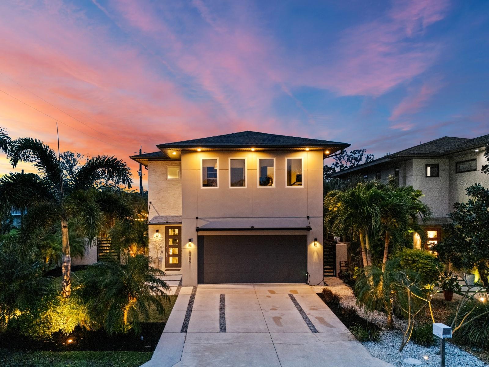 2305 PINE TER, SARASOTA, FL, 34231