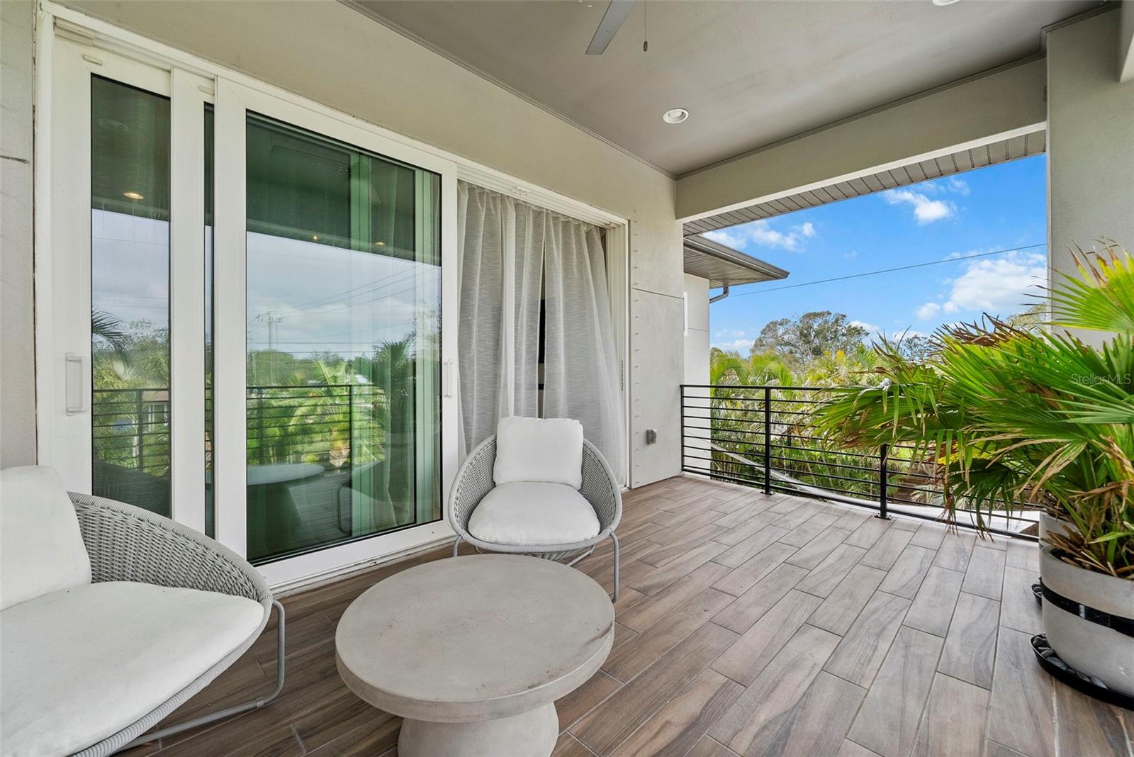 2305 PINE TER, SARASOTA, FL, 34231