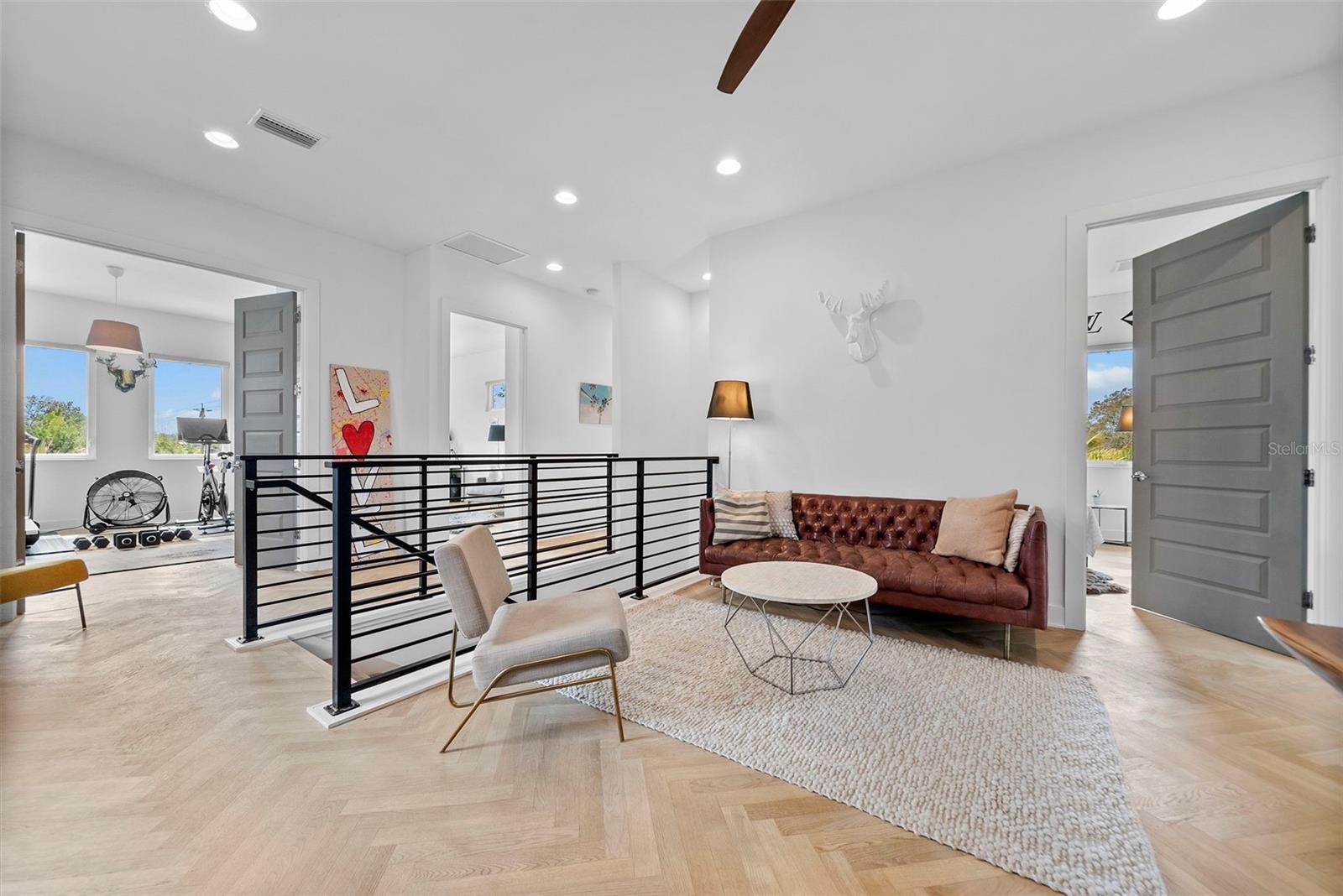 2305 PINE TER, SARASOTA, FL, 34231