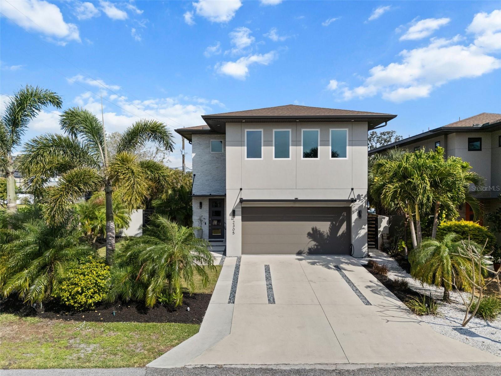 2305 PINE TER, SARASOTA, FL, 34231
