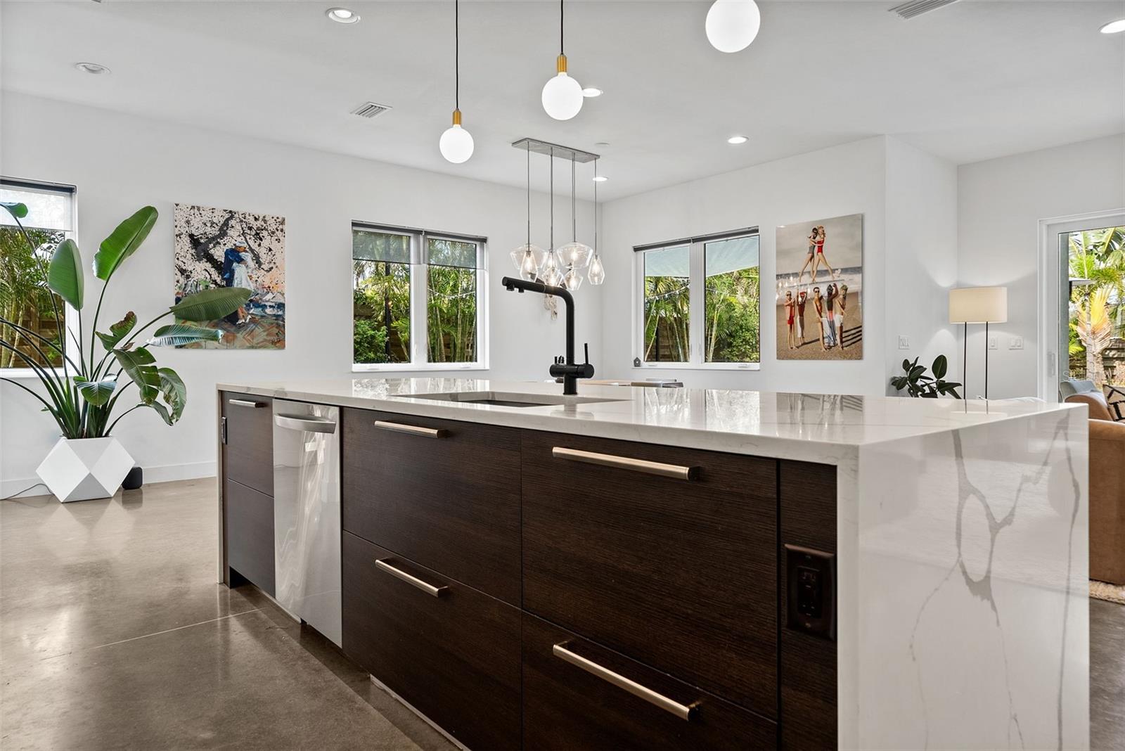 2305 PINE TER, SARASOTA, FL, 34231