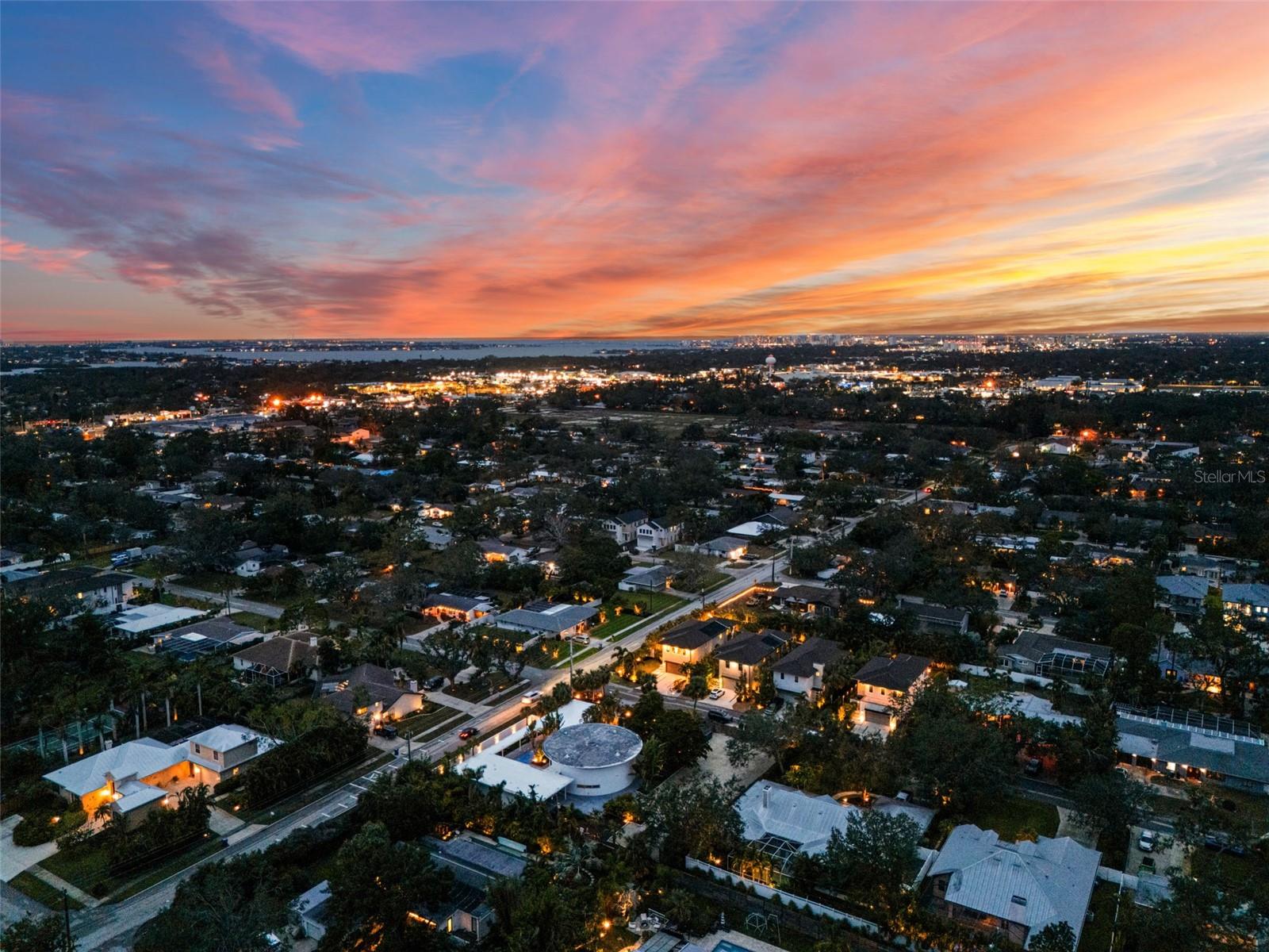 2305 PINE TER, SARASOTA, FL, 34231