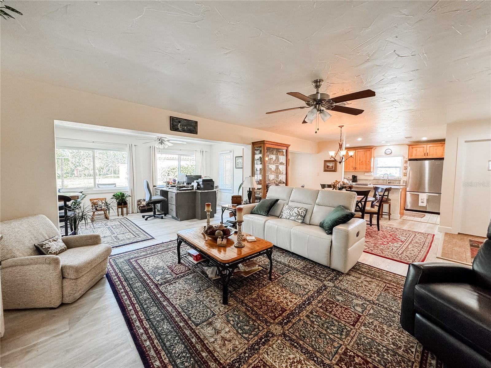 916 W FAITH CIR, BRADENTON, FL, 34212
