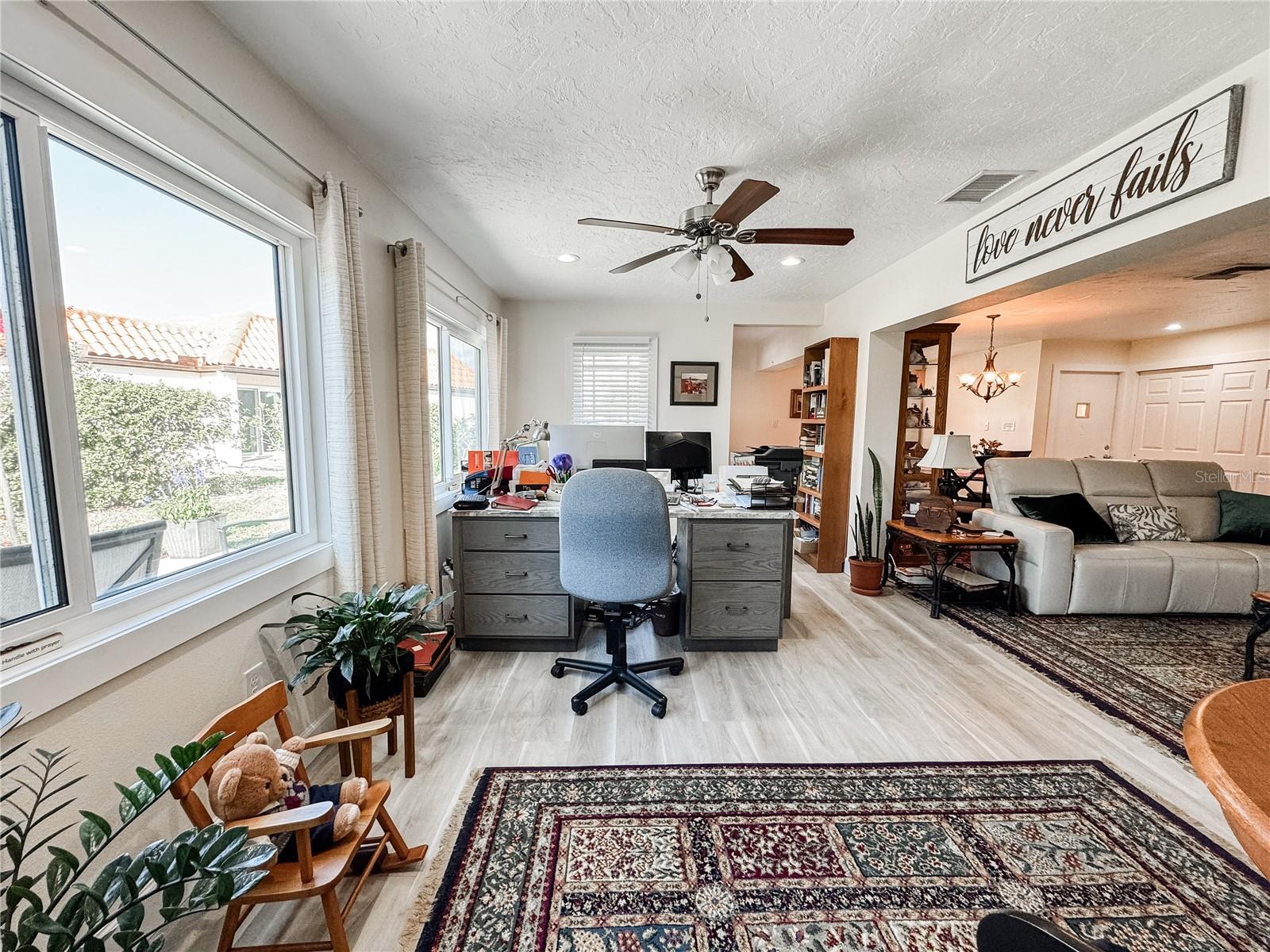 916 W FAITH CIR, BRADENTON, FL, 34212