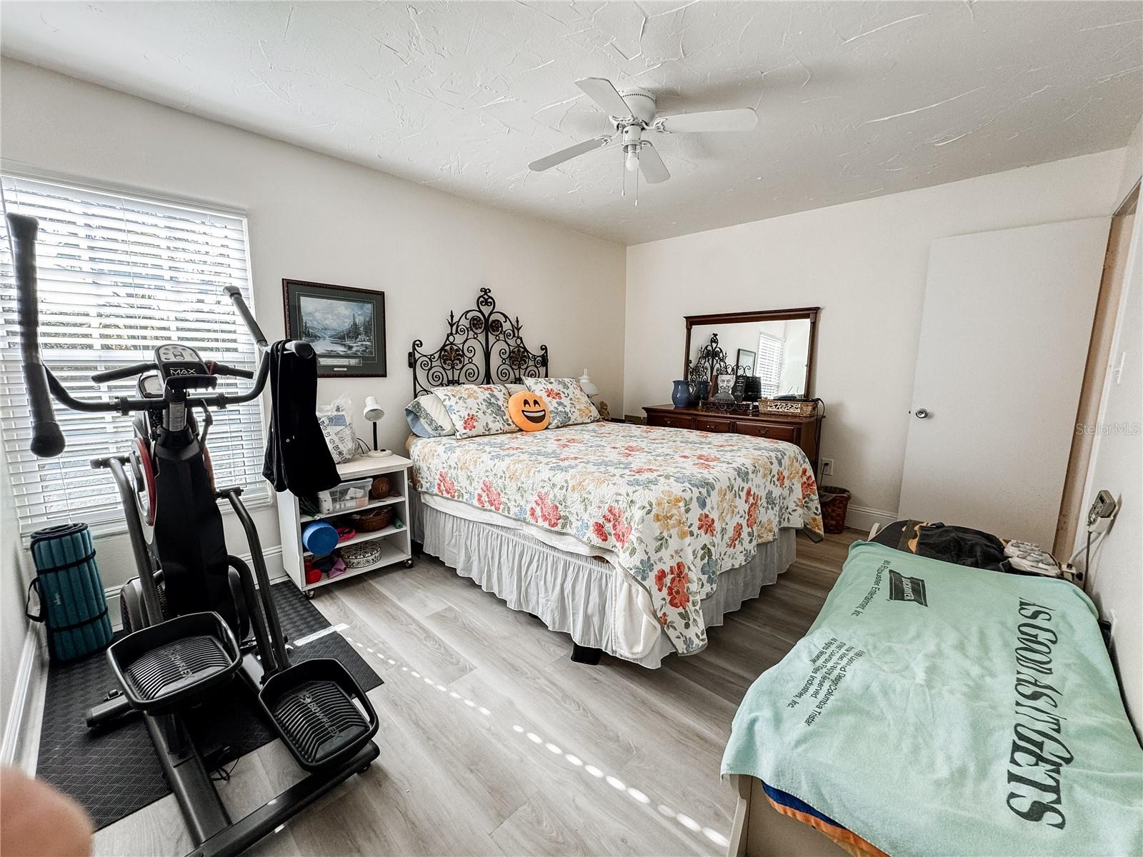 916 W FAITH CIR, BRADENTON, FL, 34212