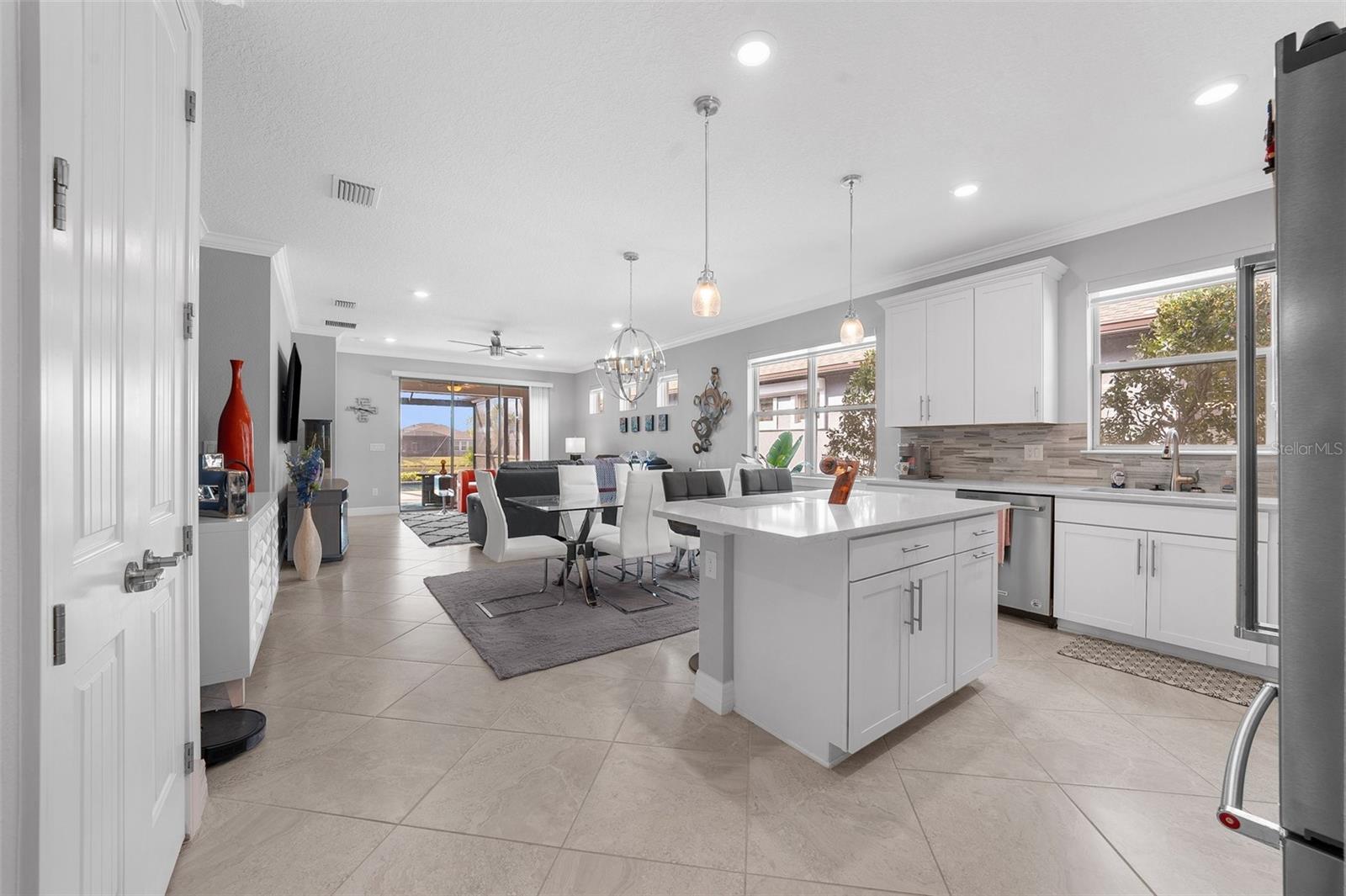 6218 MOORING LINE CIR, APOLLO BEACH, FL, 33572