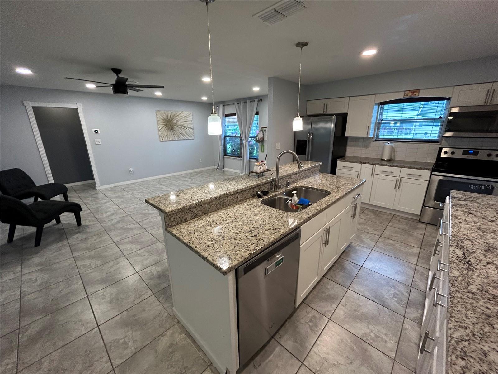 10612 WHITMAN CIR, ORLANDO, FL, 32821