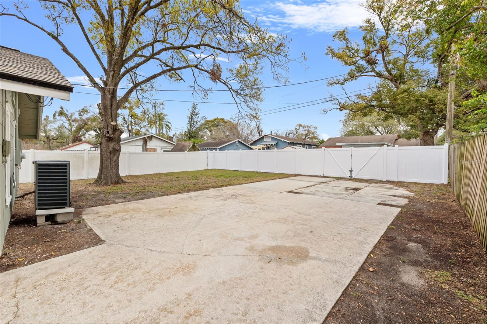 5607 N TALIAFERRO AVE, TAMPA, FL, 33604