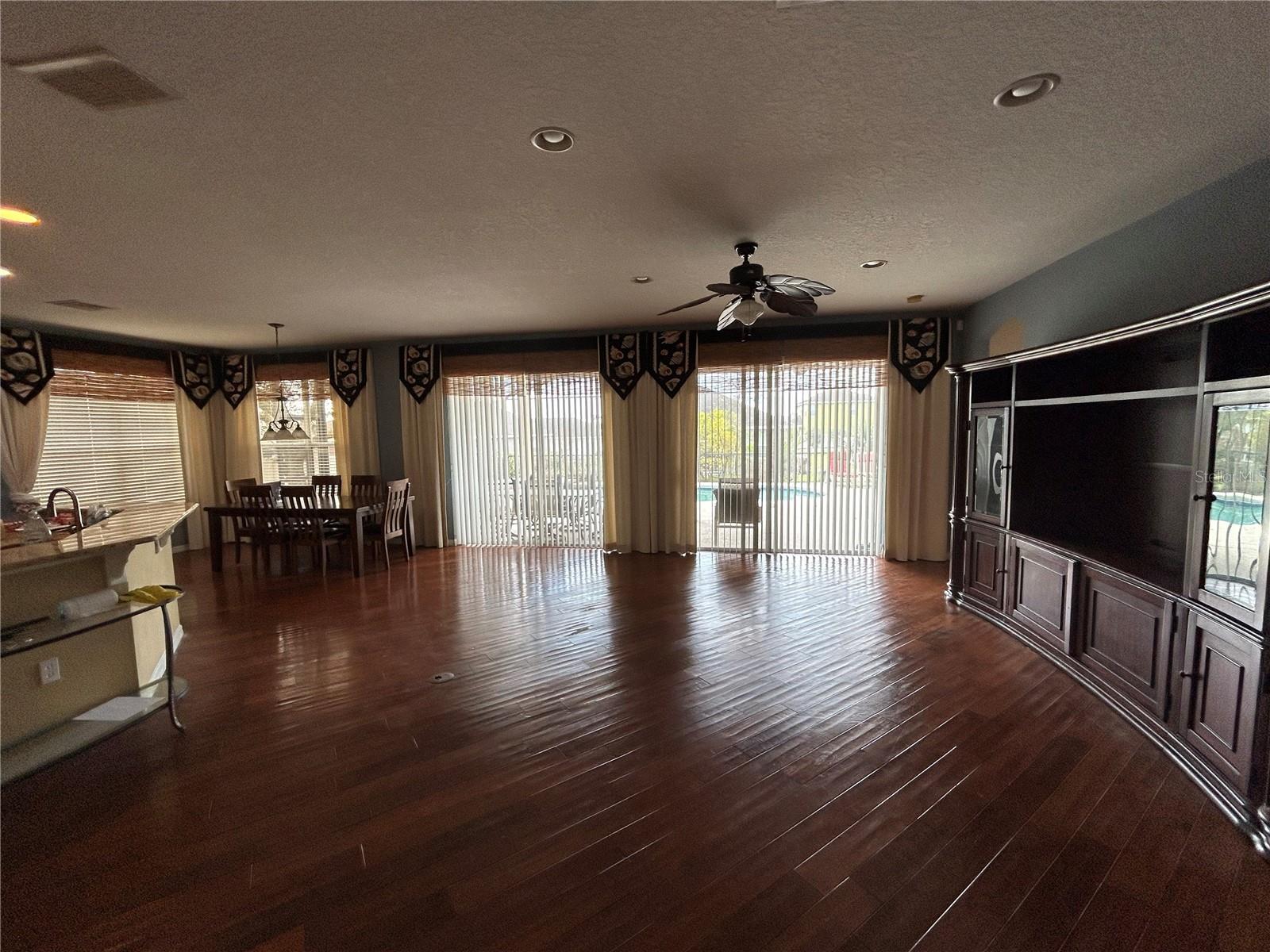 437 HIGHLAND MEADOWS ST, DAVENPORT, FL, 33837