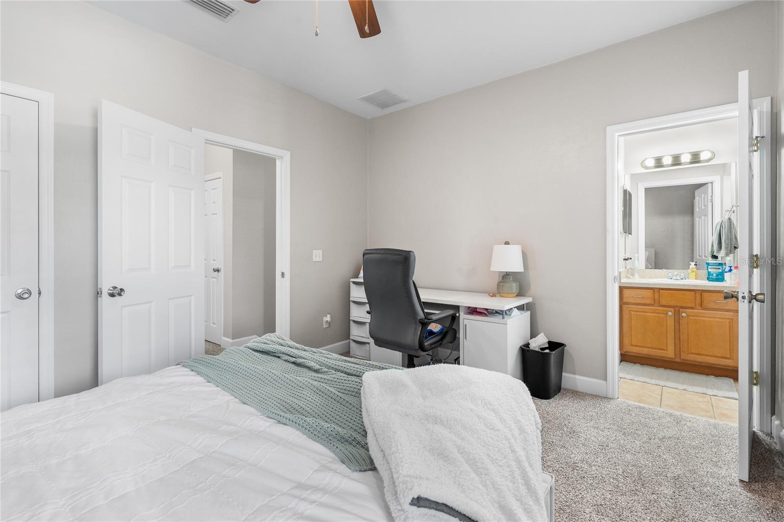 235 SE 16TH AVE #5, GAINESVILLE, FL, 32601