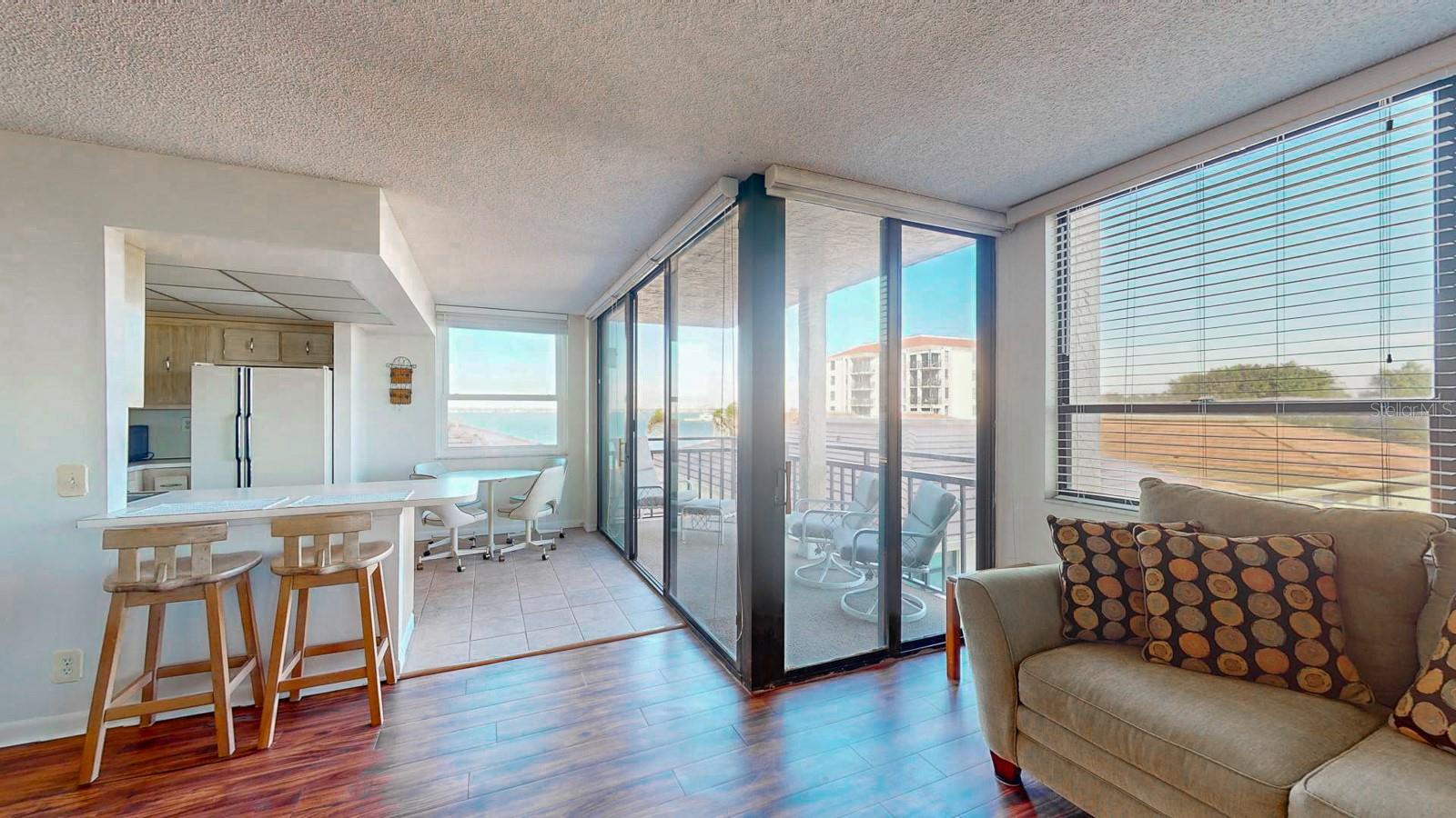 6177 SUN BLVD #302, ST PETERSBURG, FL, 33715