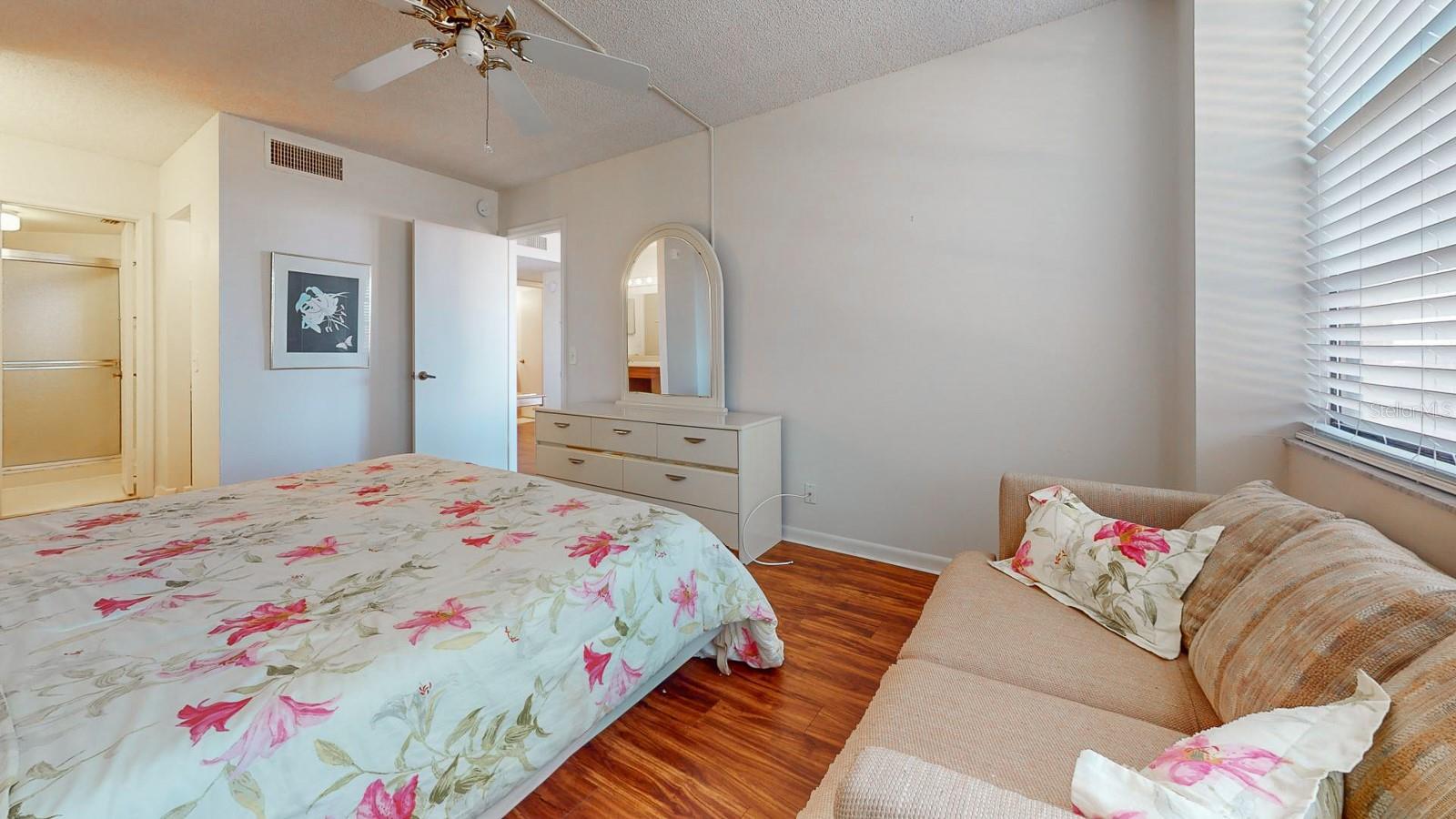 6177 SUN BLVD #302, ST PETERSBURG, FL, 33715