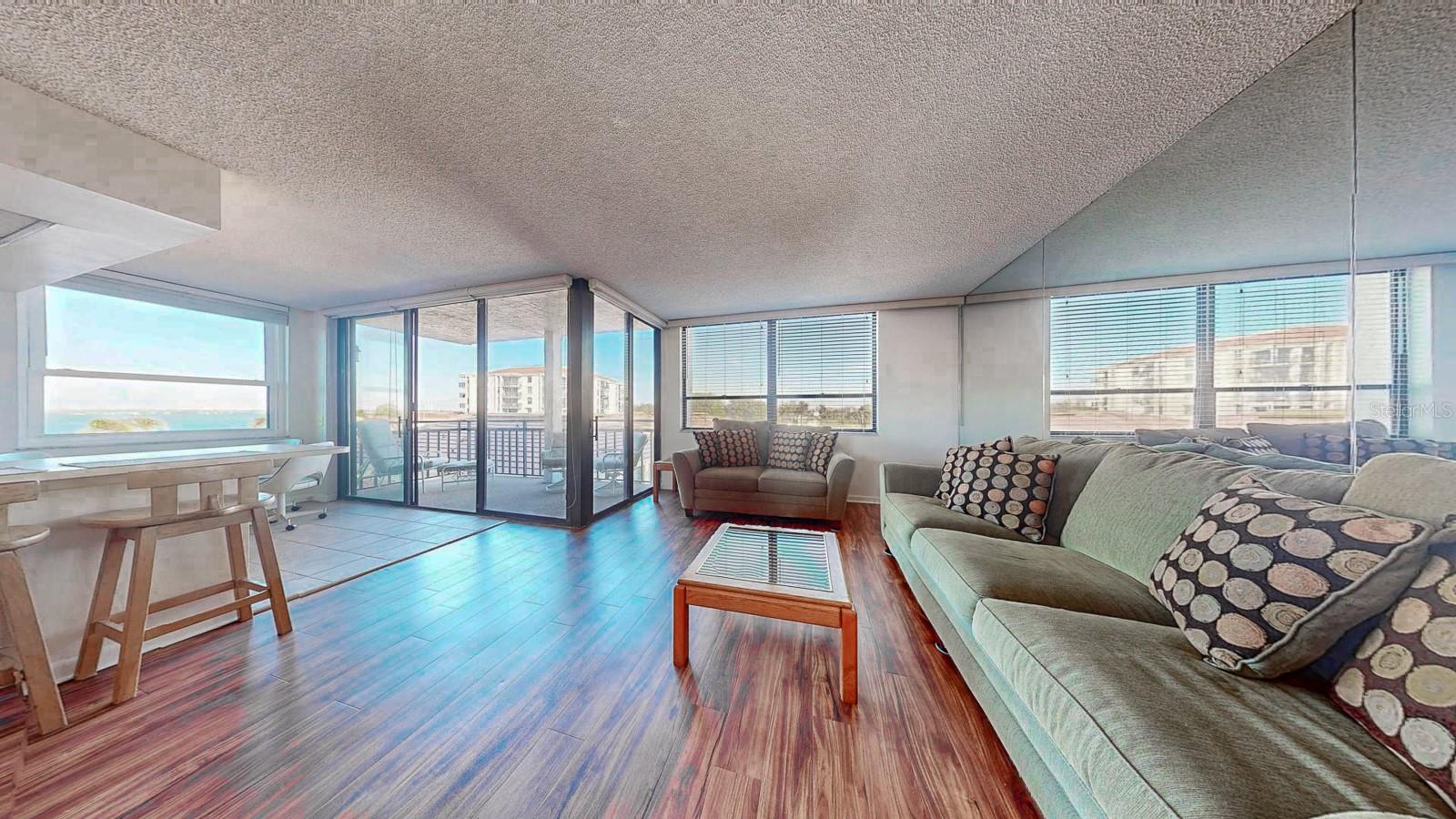 6177 SUN BLVD #302, ST PETERSBURG, FL, 33715