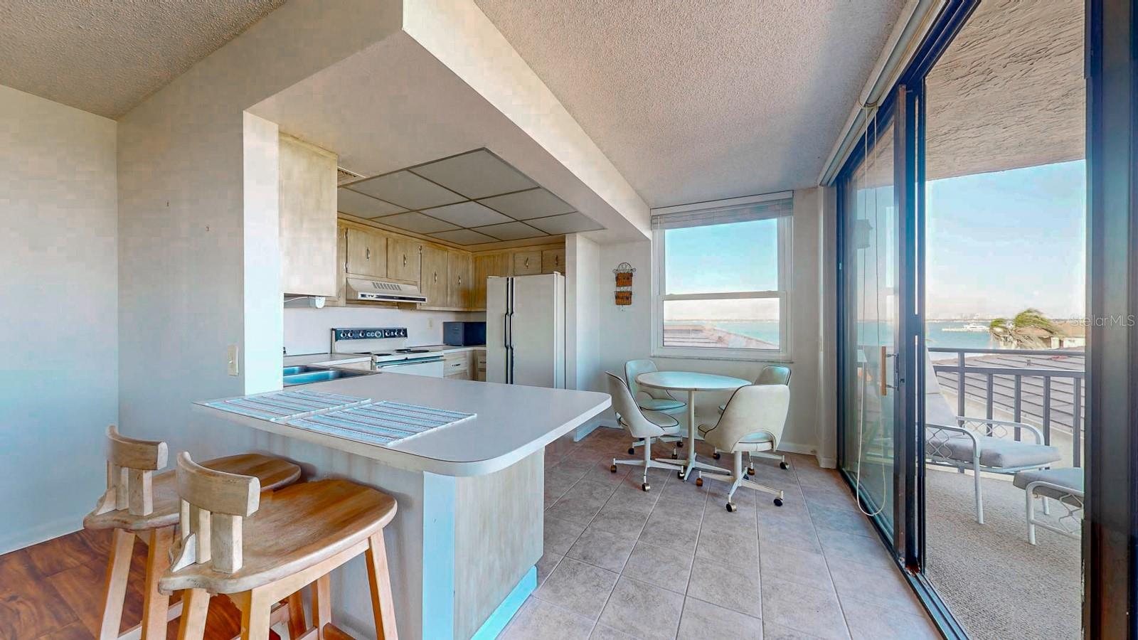 6177 SUN BLVD #302, ST PETERSBURG, FL, 33715