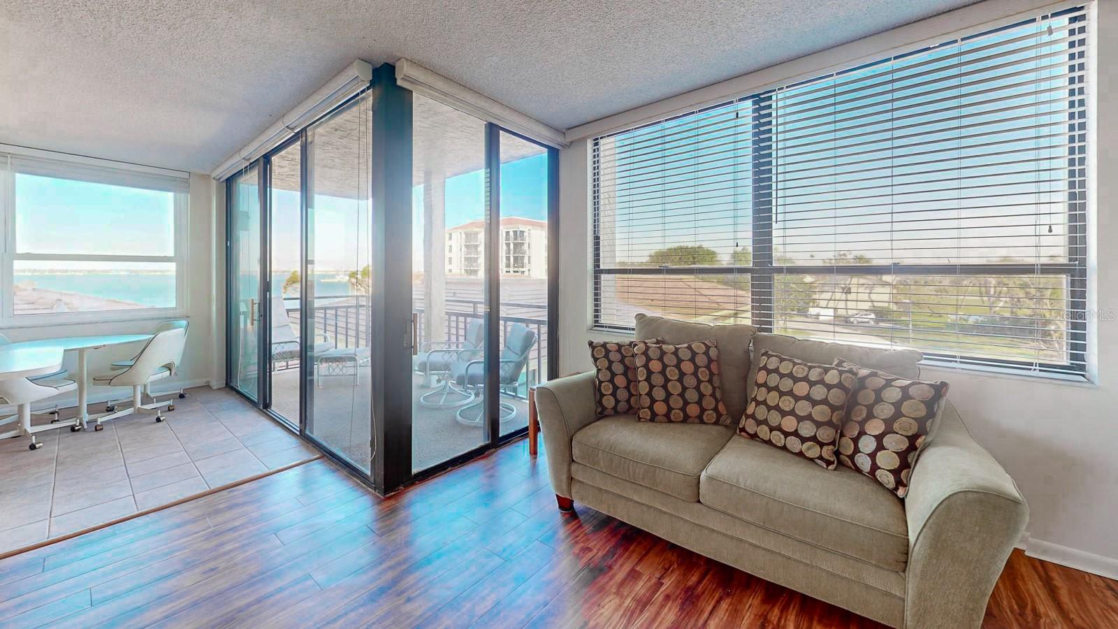 6177 SUN BLVD #302, ST PETERSBURG, FL, 33715