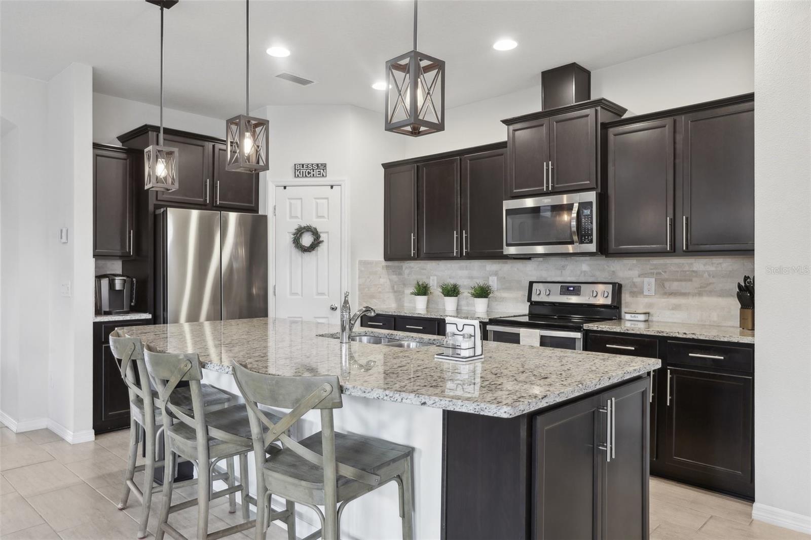 16333 TREASURE POINT DR, WIMAUMA, FL, 33598