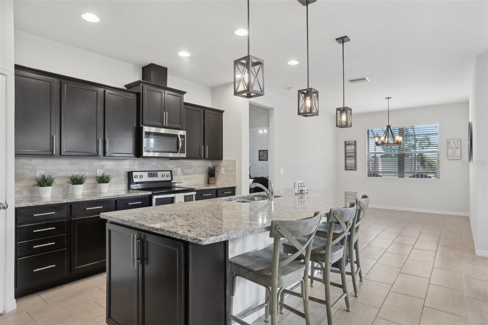 16333 TREASURE POINT DR, WIMAUMA, FL, 33598