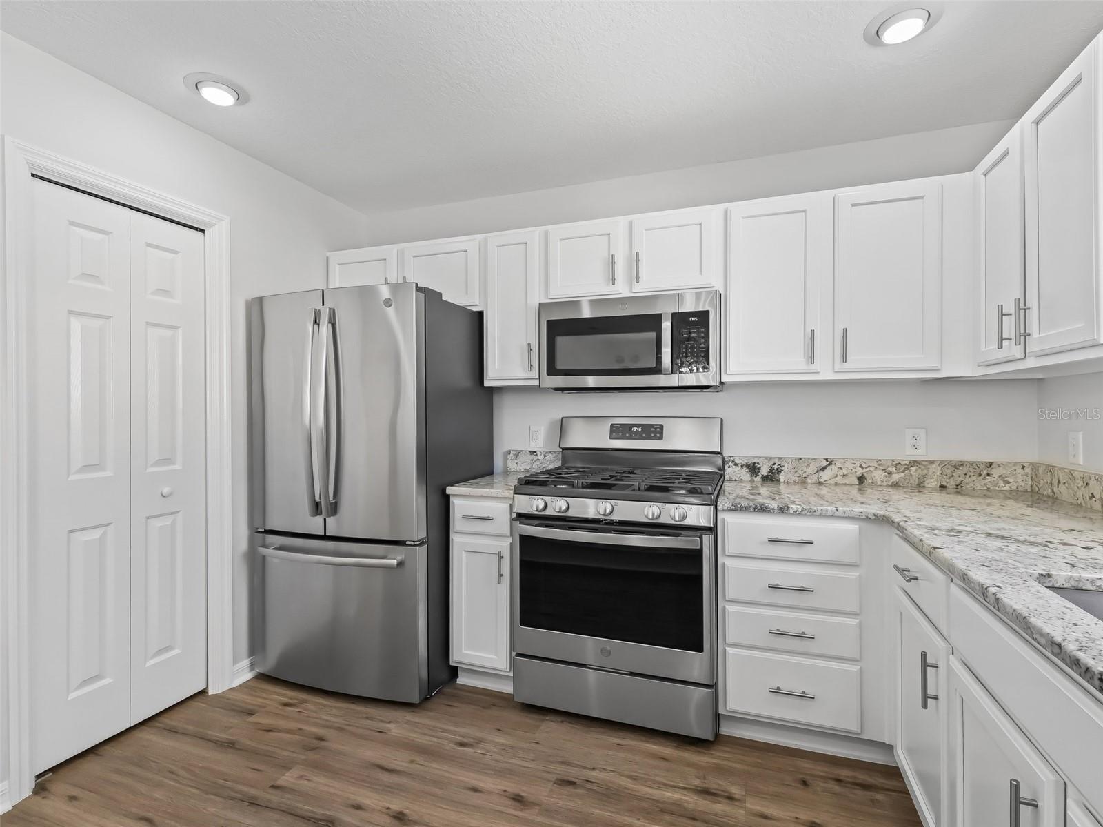 409 VALVERDA DR, THE VILLAGES, FL, 32162
