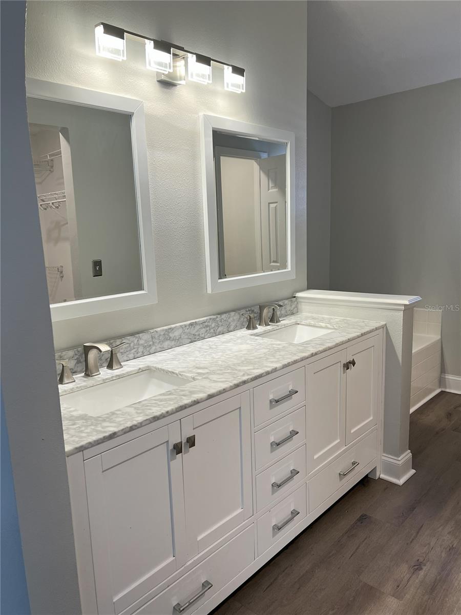 3224 HOLLAND DR, ORLANDO, FL, 32825