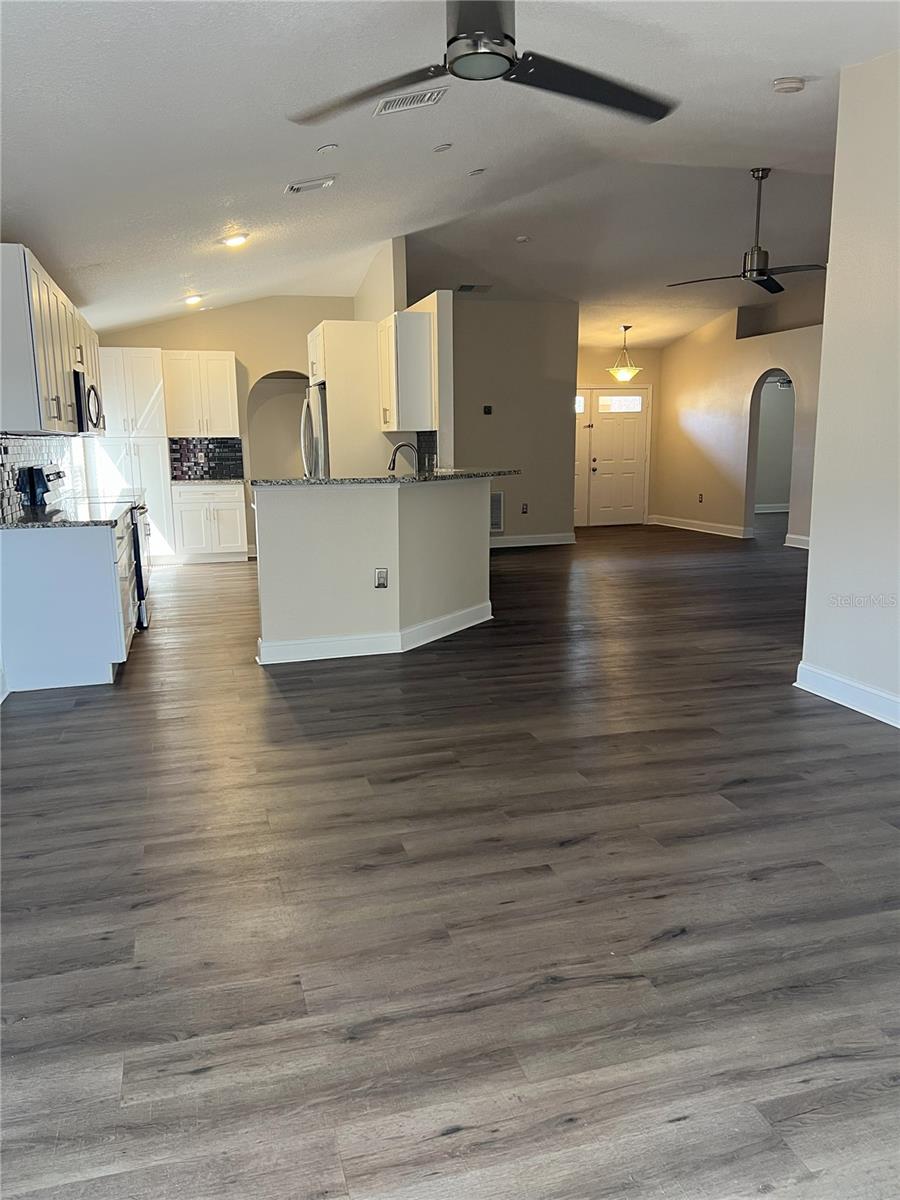 3224 HOLLAND DR, ORLANDO, FL, 32825