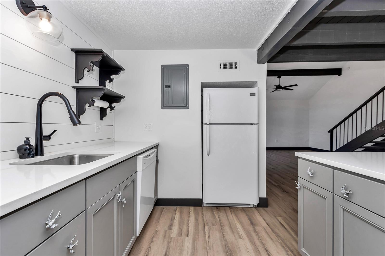 2447 NE 7TH ST, OCALA, FL, 34470