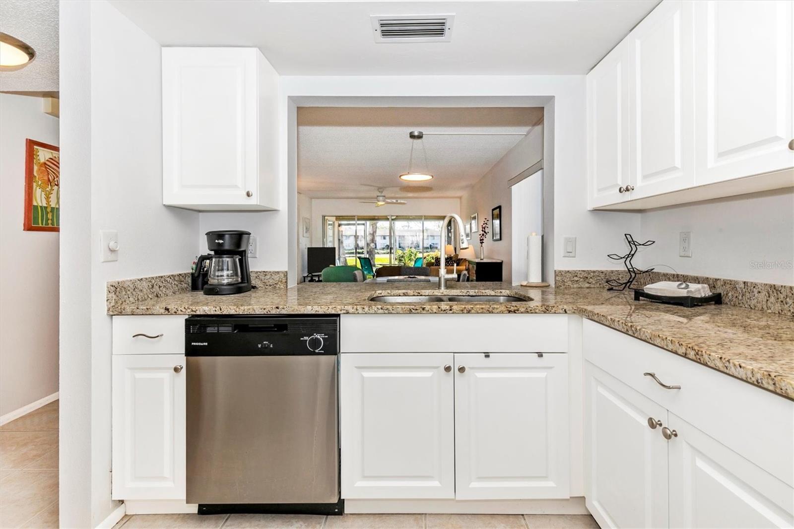 5240 WEDGEWOOD LN #61, SARASOTA, FL, 34235