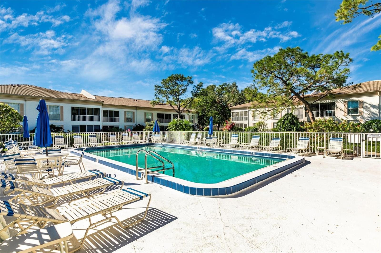 5240 WEDGEWOOD LN #61, SARASOTA, FL, 34235
