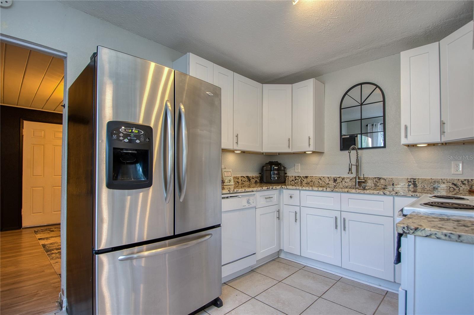4042 39TH AVE N, ST PETERSBURG, FL, 33714