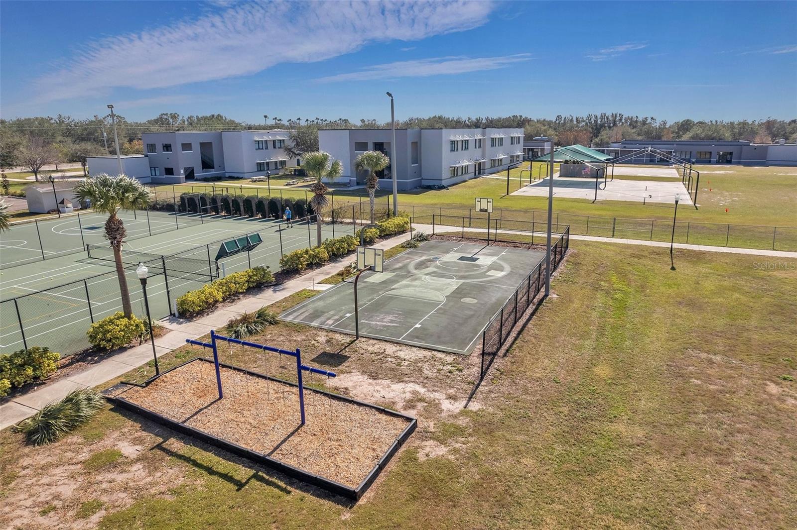 7459 OXFORD GARDEN CIR, APOLLO BEACH, FL, 33572