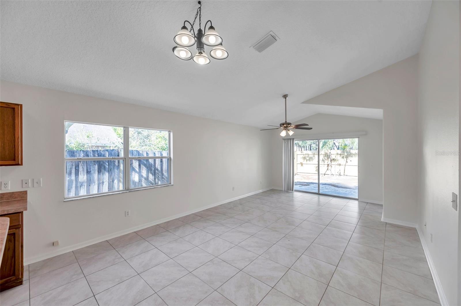 7459 OXFORD GARDEN CIR, APOLLO BEACH, FL, 33572