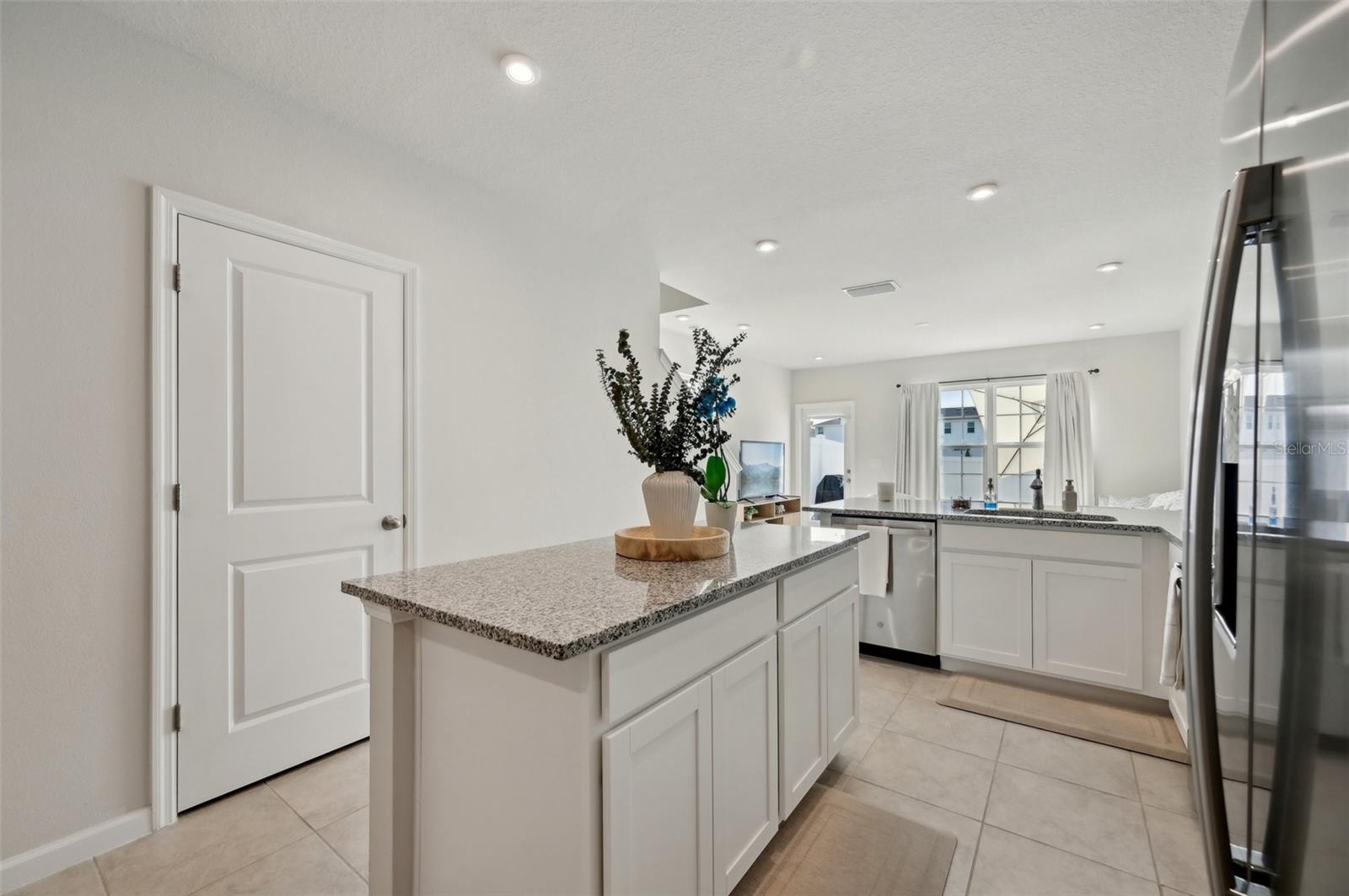 14180 CRIMSON AVE, BRADENTON, FL, 34211