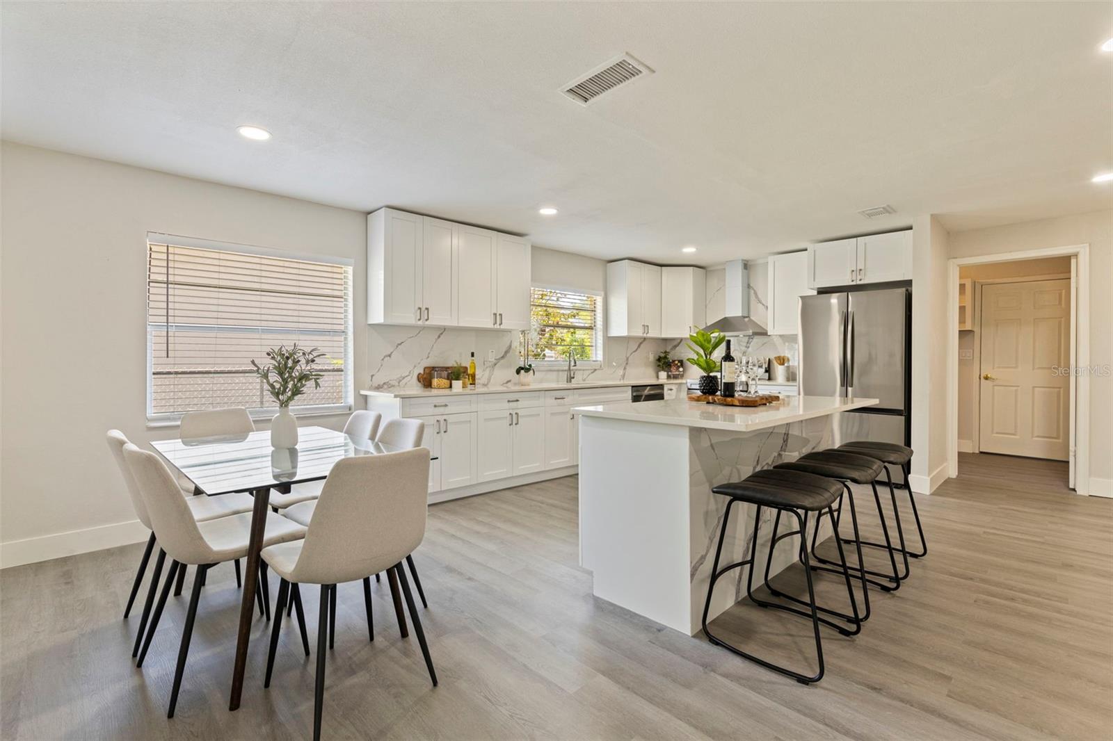 834 RIVERSIDE DR, TARPON SPRINGS, FL, 34689