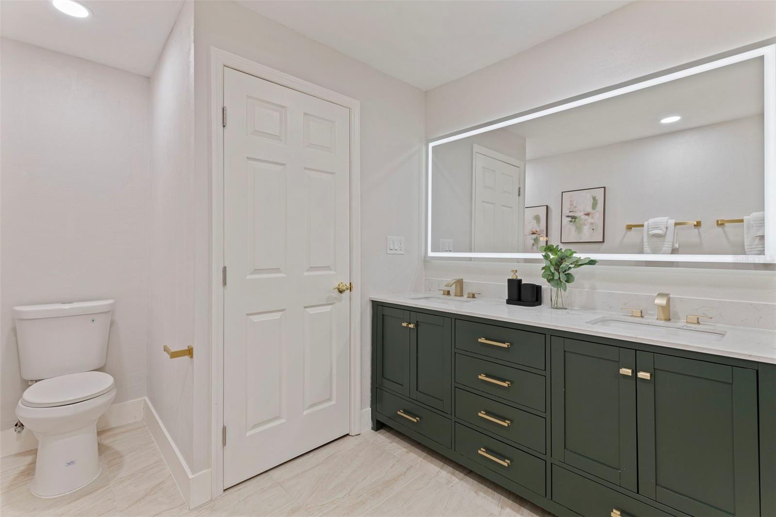 834 RIVERSIDE DR, TARPON SPRINGS, FL, 34689
