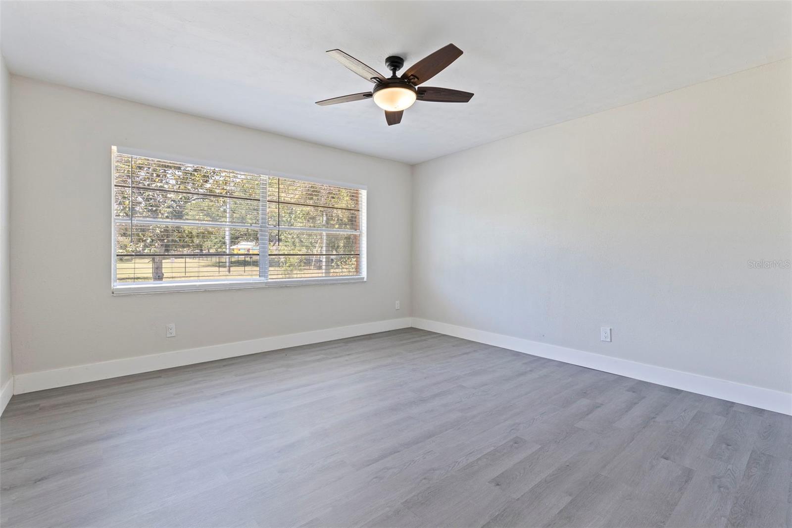 834 RIVERSIDE DR, TARPON SPRINGS, FL, 34689