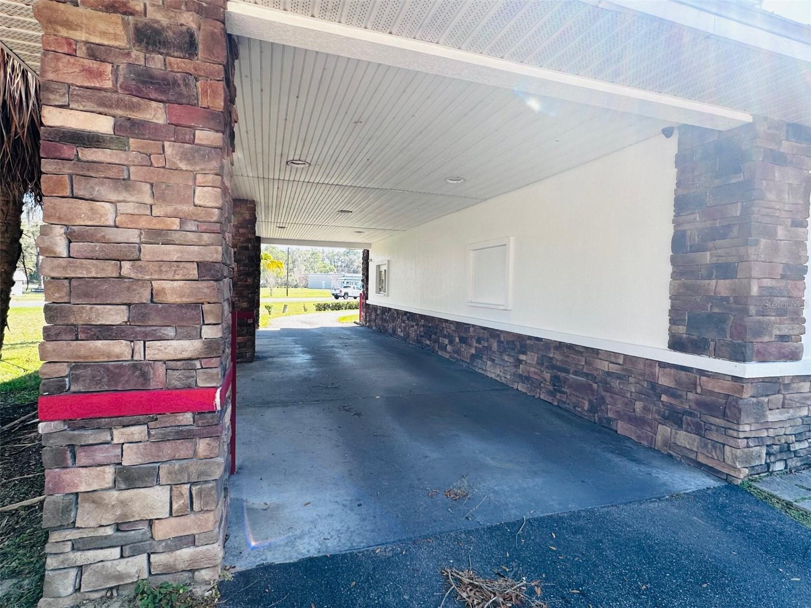 1708 N YOUNG BLVD, CHIEFLAND, FL, 32626