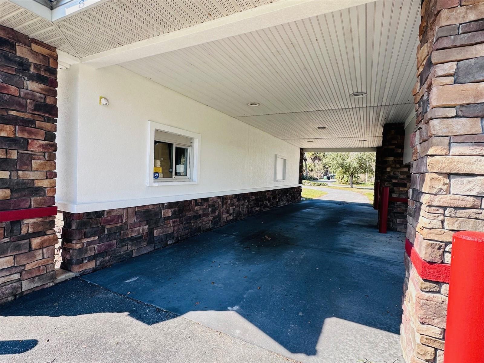 1708 N YOUNG BLVD, CHIEFLAND, FL, 32626