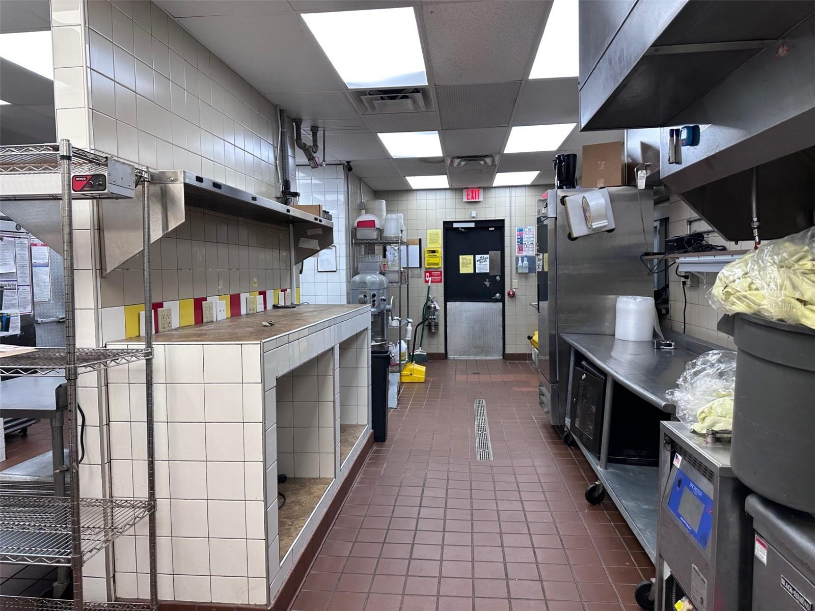 1708 N YOUNG BLVD, CHIEFLAND, FL, 32626