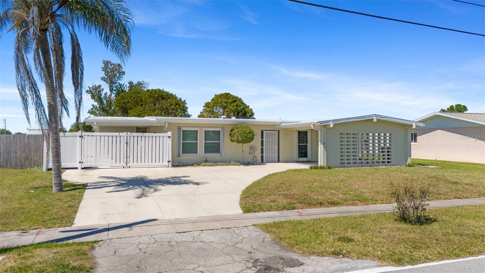 2255 EASY ST, PORT CHARLOTTE, FL, 33952