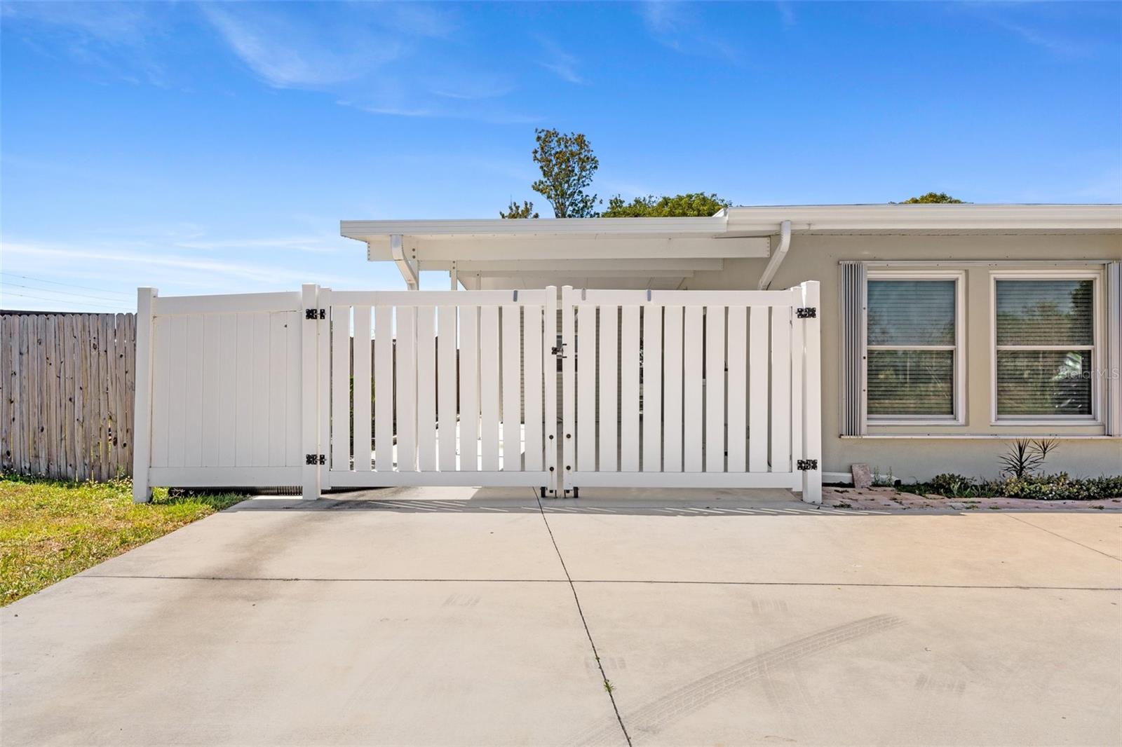 2255 EASY ST, PORT CHARLOTTE, FL, 33952