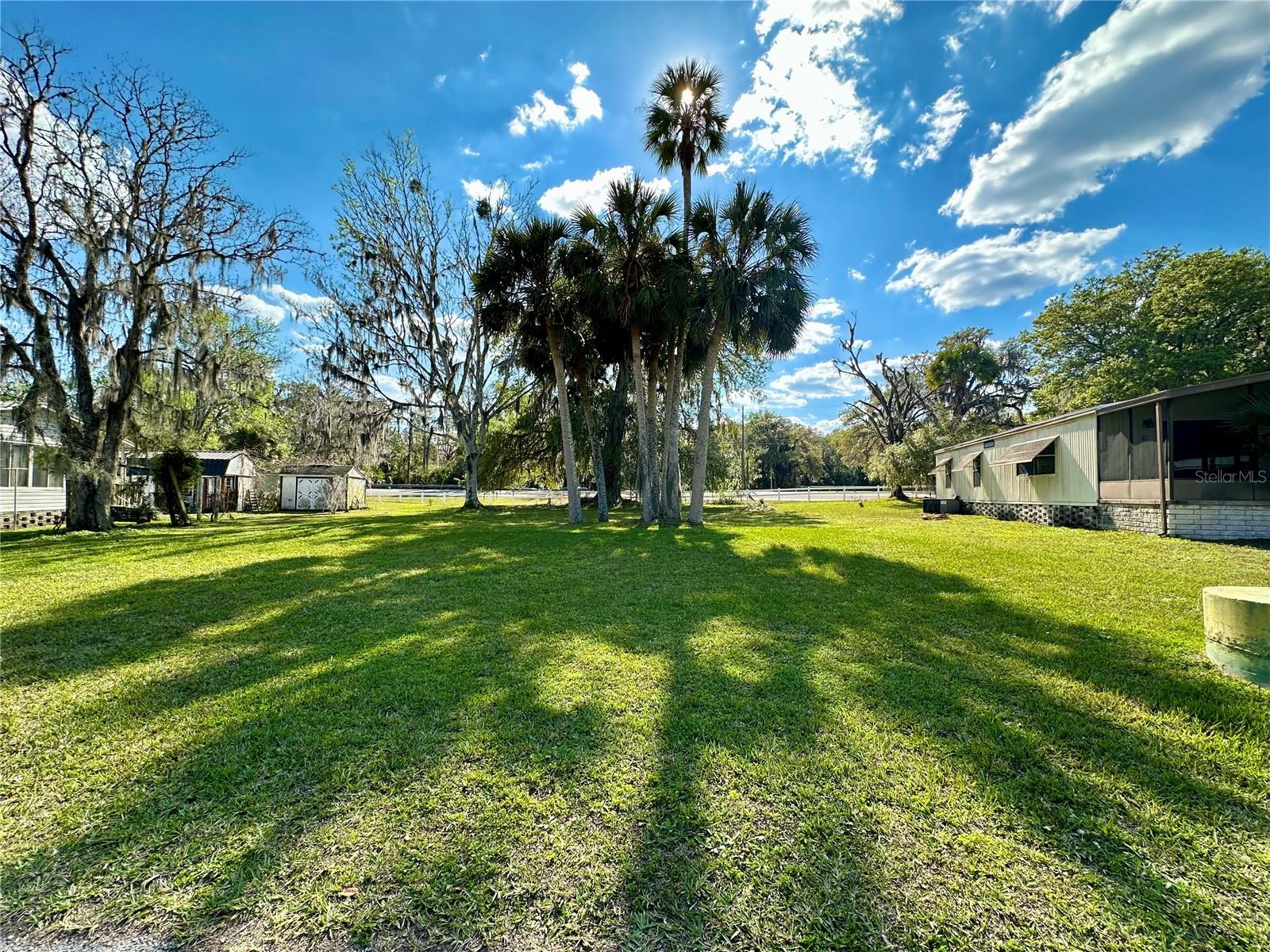 TBD CANAL CT, LAKE PANASOFFKEE, FL, 33538