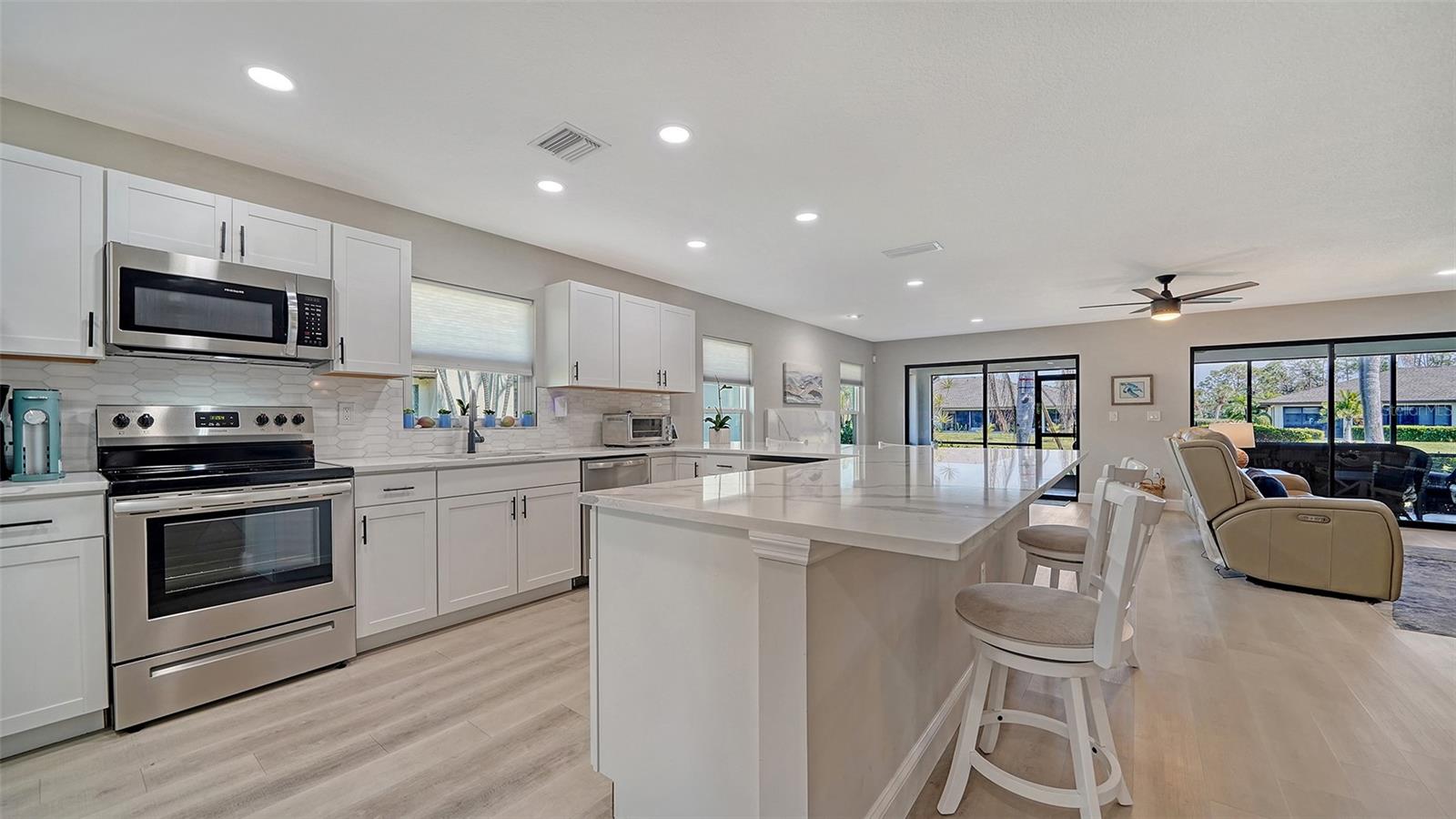 7347 ROYAL BIRKDALE DR, SARASOTA, FL, 34238