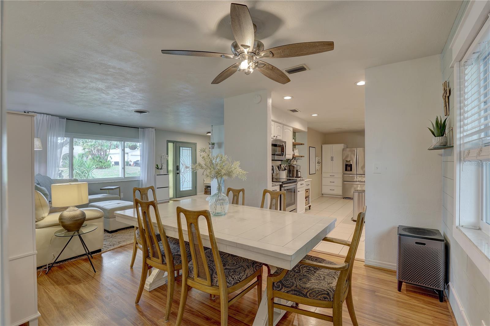 8995 BRIARWOOD DR, SEMINOLE, FL, 33772